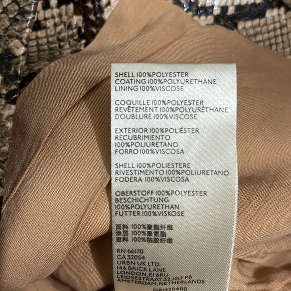 Faux snake skin skirt - Picture 8 of 10